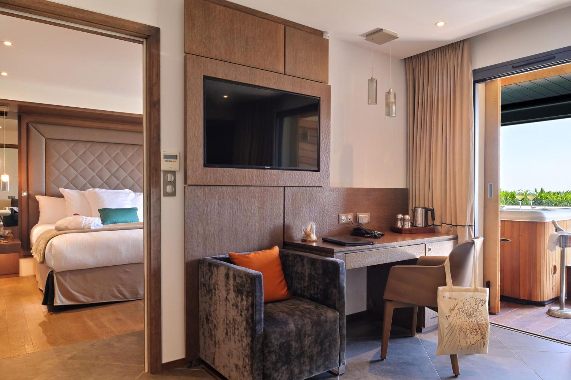 Hotel Le Week End Ajaccio  Exterior photo